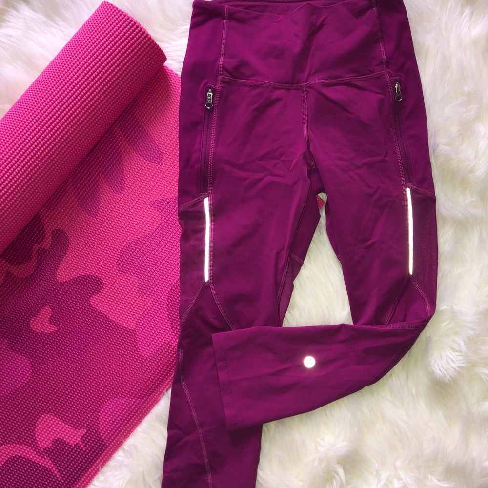 Pink cropped Lulu leggings